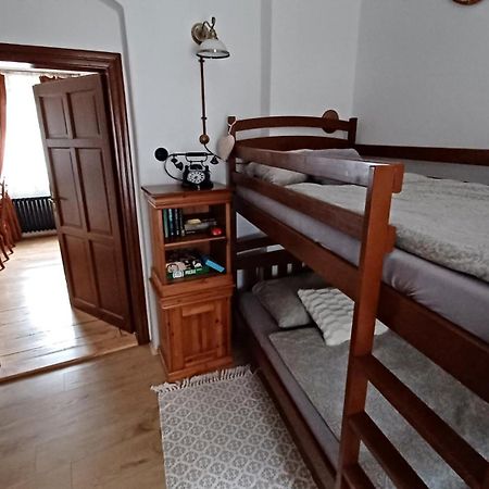Zlata Leta - Apartmanovy Dum Яхимов Экстерьер фото